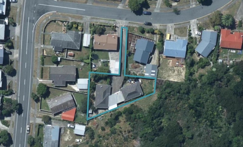 6A Transom Close, Whitby, Porirua - Carousel 1