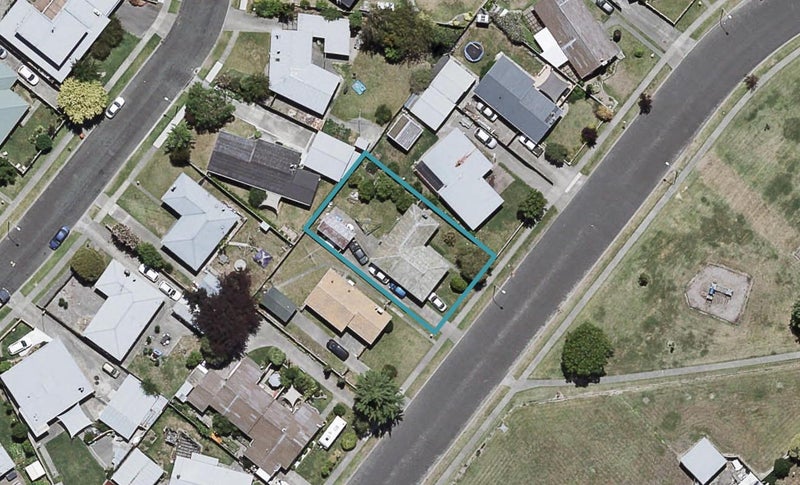12 Norfolk Street, Tamatea, Napier - Carousel 1
