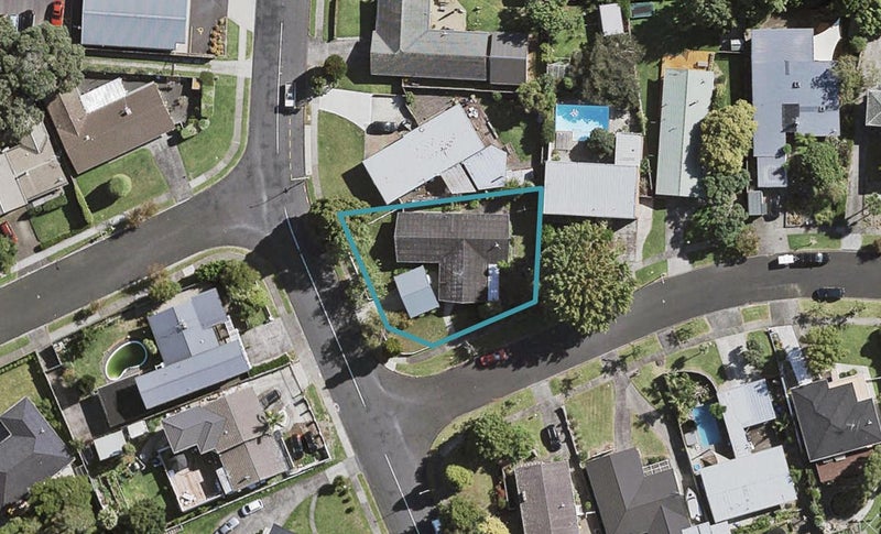 2 Frank Place, Hillpark, Auckland - Carousel 1