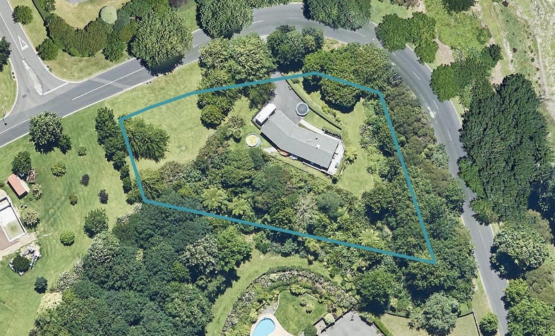 71 Freeburn Road, Pyes Pa, Tauranga - Carousel 1