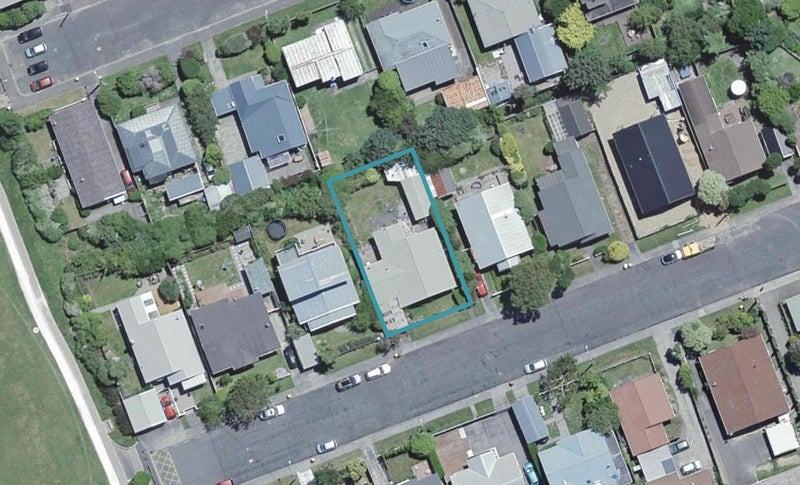 14 Fernlea Avenue, Karori, Wellington - Carousel 1