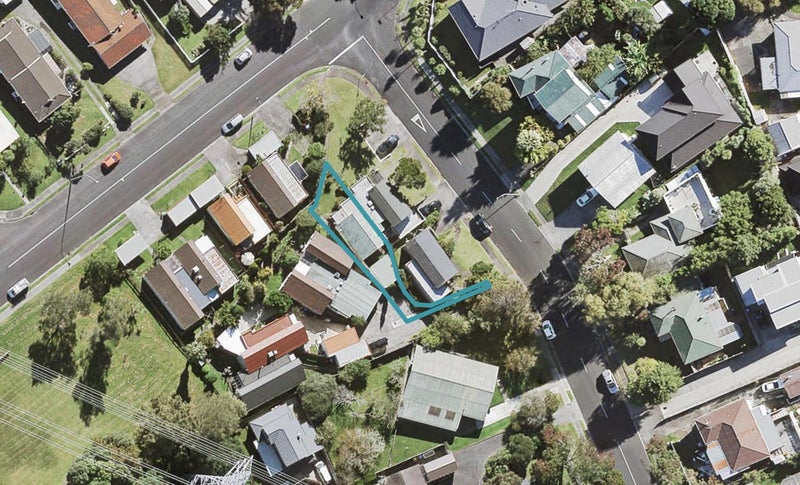 3/180 Halsey Drive, Mount Roskill, Auckland - Carousel 1