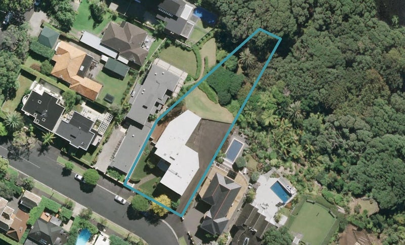6/2 Crescent Road, Parnell, Auckland - Carousel 1