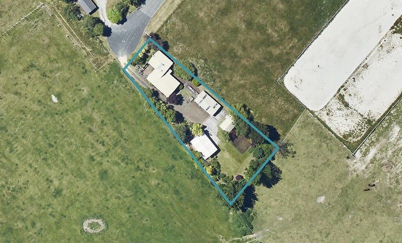 24 Middleton Road, Hannahs Bay, Rotorua - Carousel 1