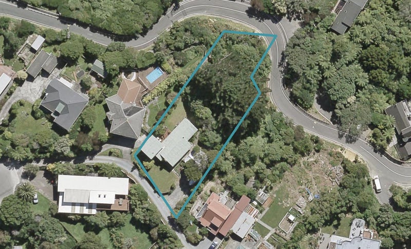 4 Catherine Grove, Tirohanga, Lower Hutt - Carousel 1