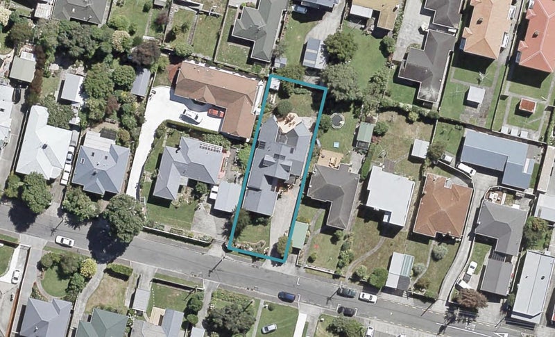 12 Fairfield Avenue, Fairfield, Lower Hutt - Carousel 1