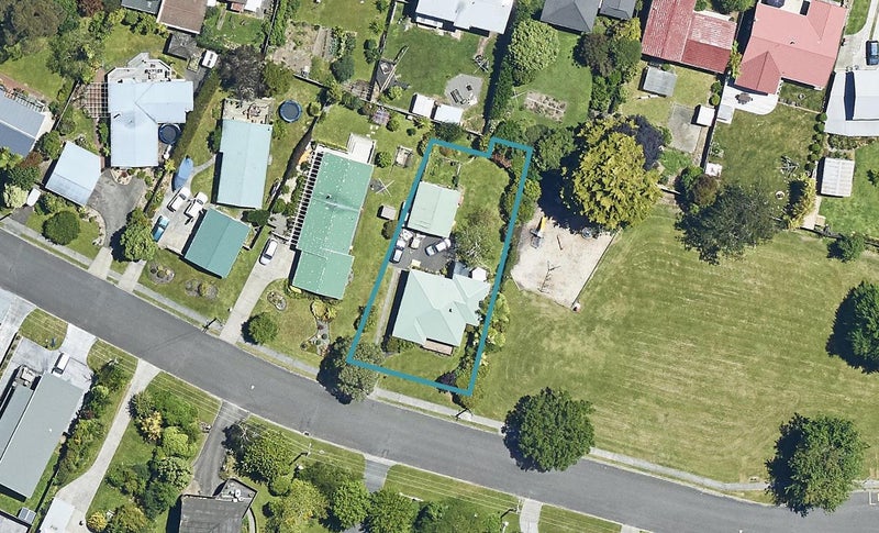 15 Sloane Avenue, Tihiotonga, Rotorua - Carousel 1