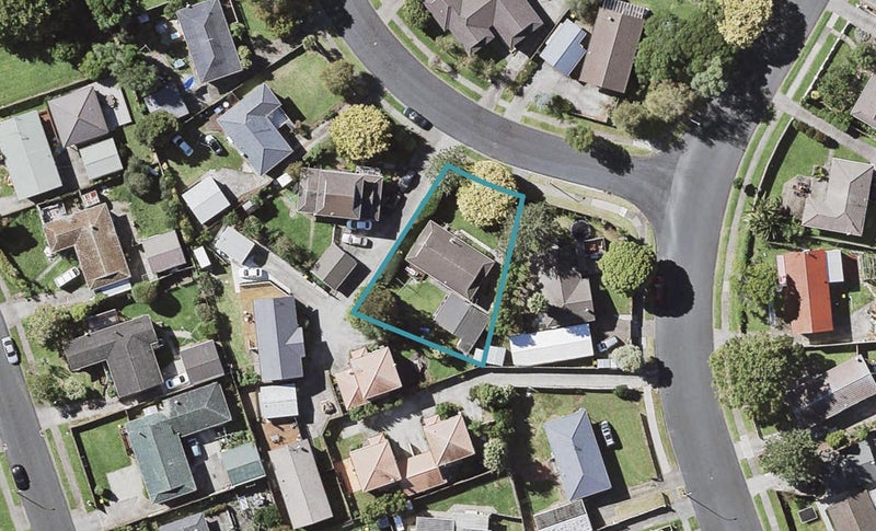 4 Lisa Rise, Half Moon Bay, Auckland - Carousel 1