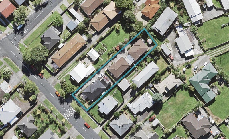 3/9 Northall Road, New Lynn, Auckland - Carousel 1