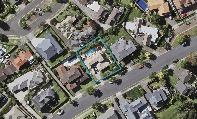 29 Panapa Drive, Saint Johns, Auckland - Carousel 1