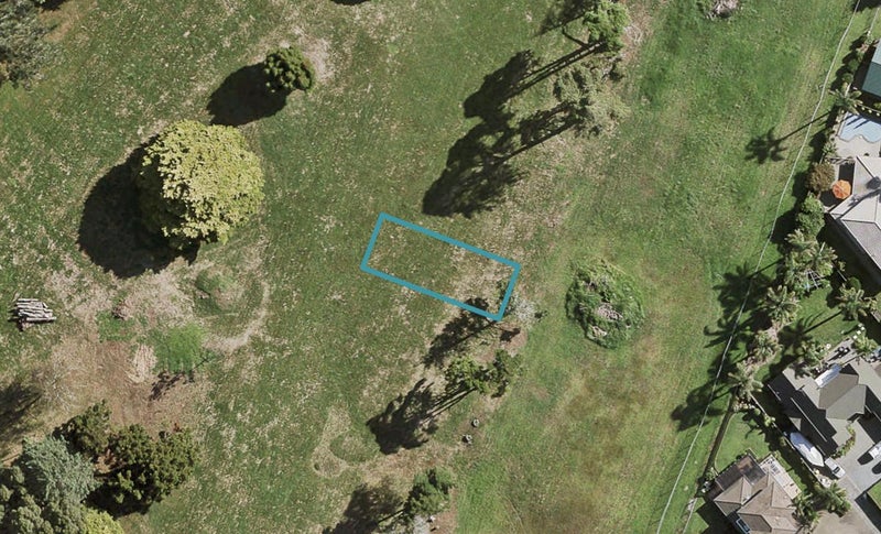 81 Waituarua Drive, Takanini, Auckland - Carousel 1