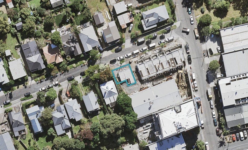 8/2 Second Avenue, Kingsland, Auckland - Carousel 1