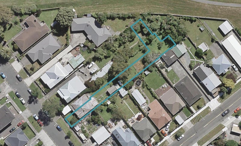 15 Te Ara o Maraenuku, Boulcott, Lower Hutt - Carousel 1