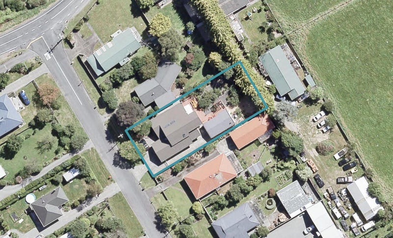 5 MacLaren Street, Maymorn, Upper Hutt - Carousel 1