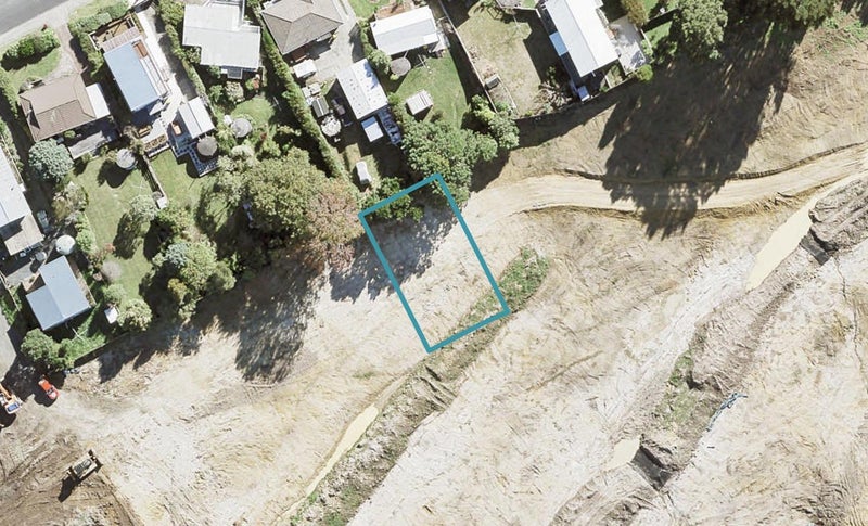 11 Pamu Wera Drive, STANMORE BAY - Carousel 1