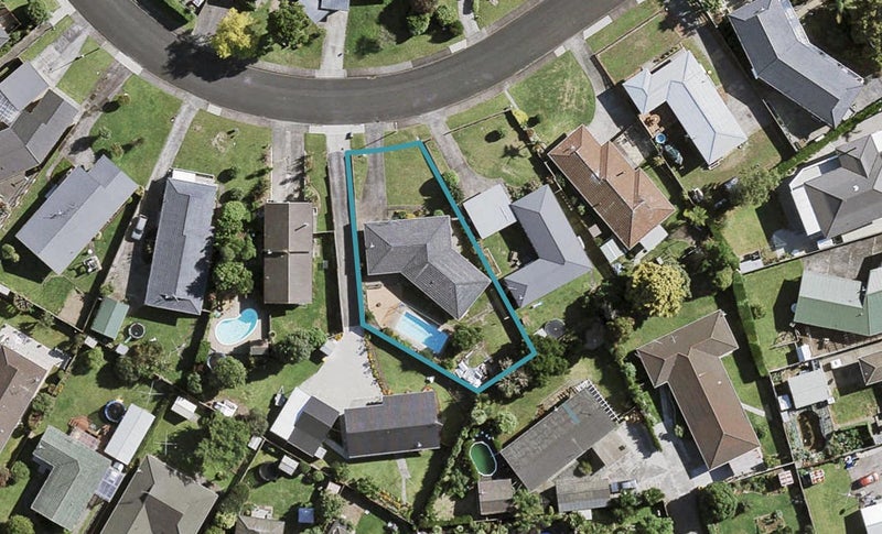 8 Lakeside Drive, Pahurehure, Papakura - Carousel 1