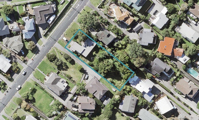 6 Kiteroa Terrace, Rothesay Bay, Auckland - Carousel 1