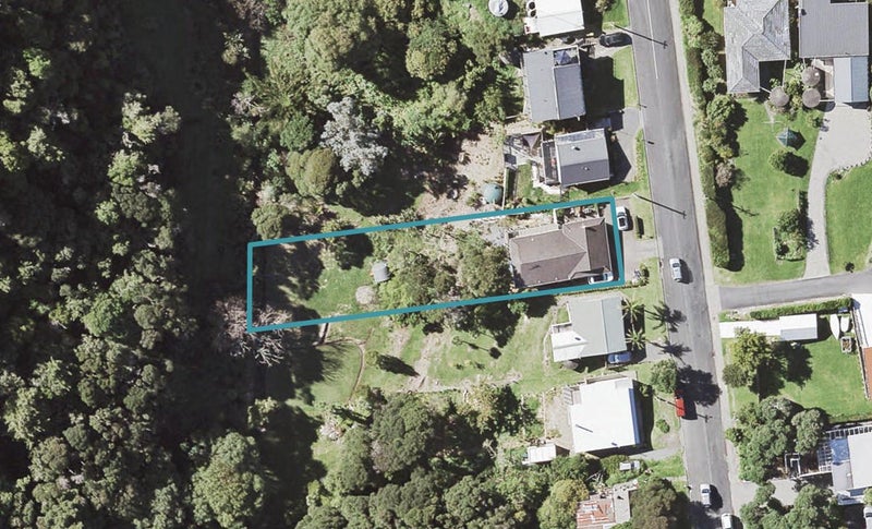 11 Rewa Road, Maraetai, Auckland - Carousel 1