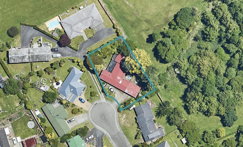 13 Campbell Place, Pukehangi, Rotorua - Carousel 1