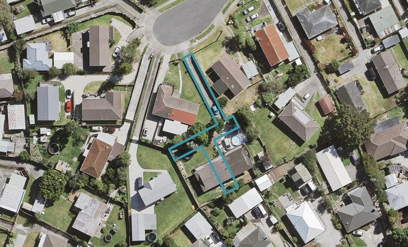 20D Sabot Place, Massey, Auckland - Carousel 1