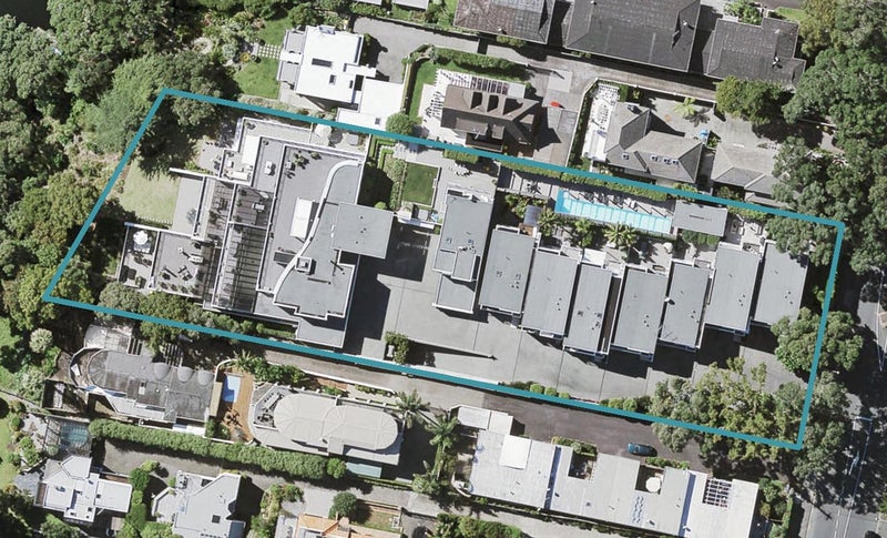 11/258 Hurstmere Road, Takapuna, Auckland - Carousel 1