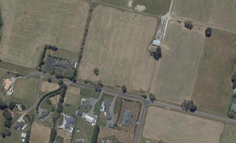 82 Roots Street East, Feilding - Carousel 1