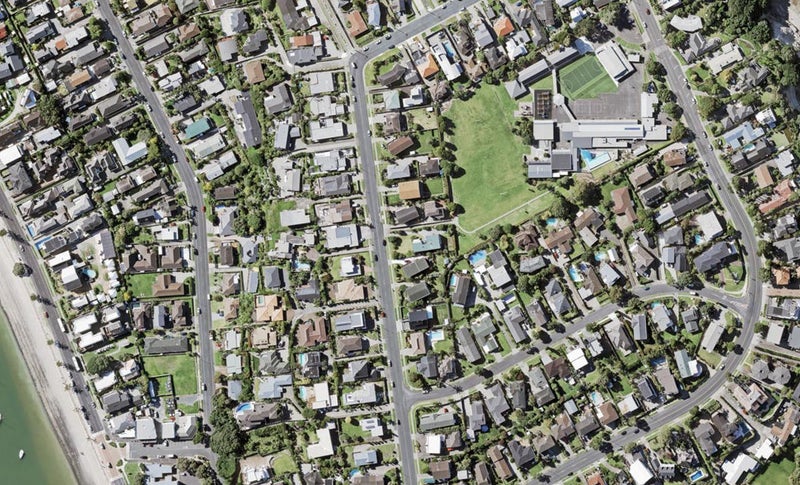 32 Waller Avenue, Bucklands Beach, Auckland - Carousel 1