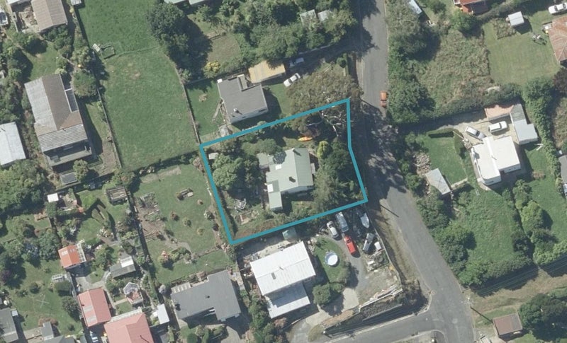 21 Junction Road, Ravensbourne, Dunedin - Carousel 1