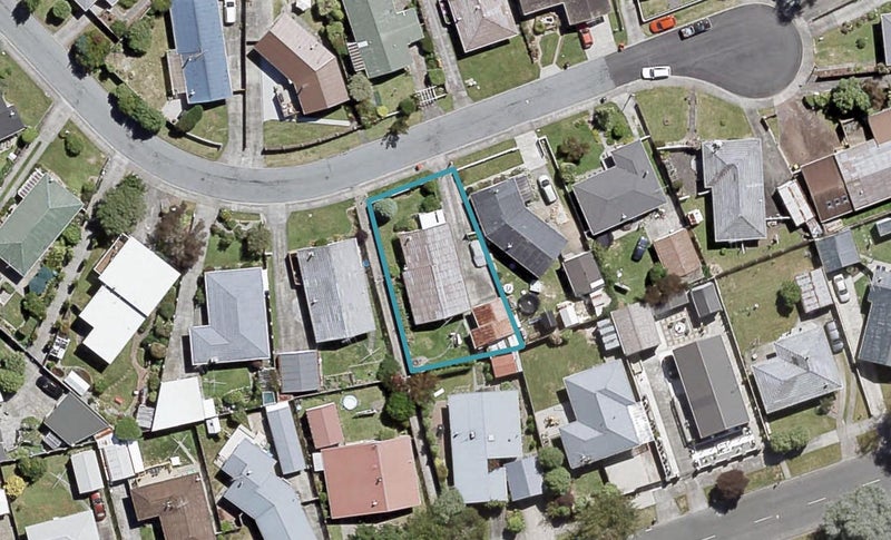 14 Haylock Grove, Totara Park, Upper Hutt - Carousel 1