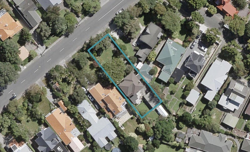 18 Penrose Street, Woburn, Lower Hutt - Carousel 1