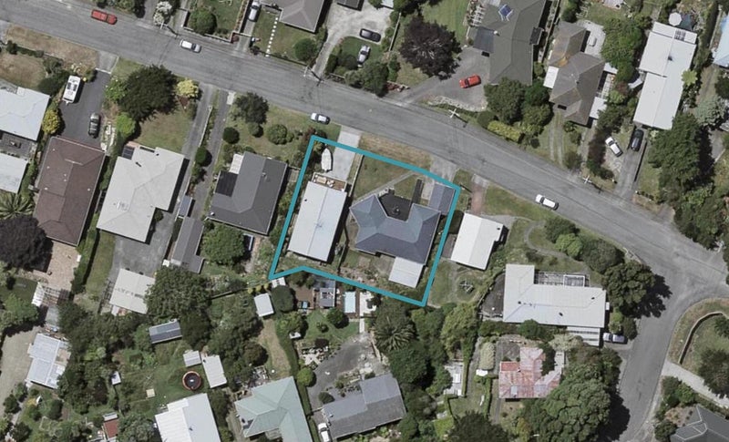 16 Fincham Road, Raumati Beach, Paraparaumu - Carousel 1