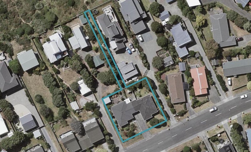 247 Manly Street, Paraparaumu Beach, Paraparaumu - Carousel 1