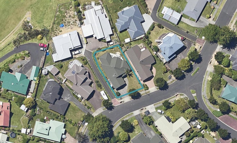 4 Belmont Rise, Katikati, Katikati - Carousel 1