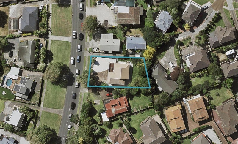 19 Hollyford Drive, Clover Park, Auckland - Carousel 1
