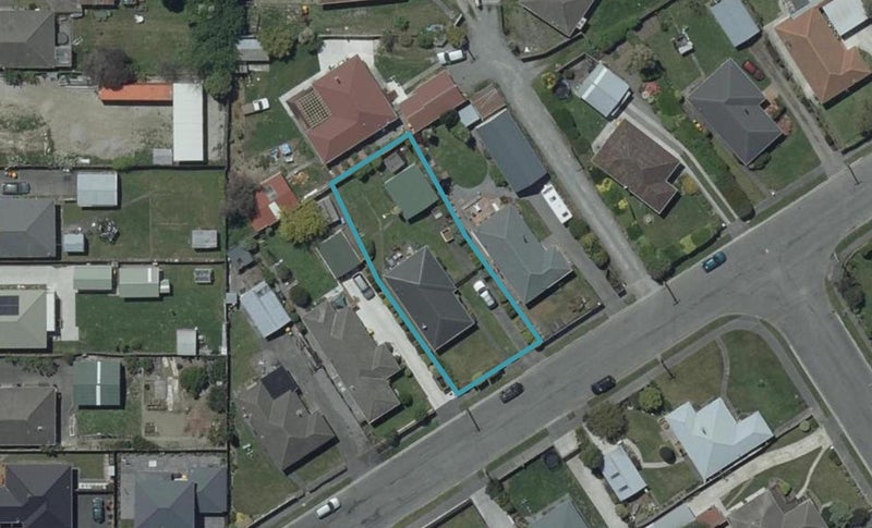 13 Wildwood Avenue, Wainoni, Christchurch - Carousel 1