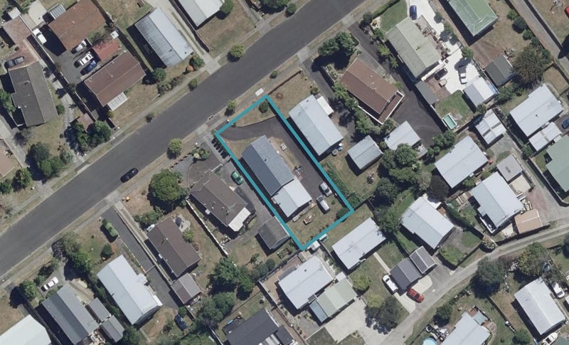 45 Rodney Street, Nawton, Hamilton - Carousel 1