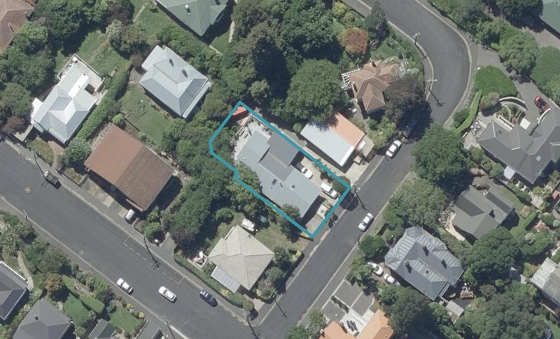 3 Braeview Crescent, Maori Hill, Dunedin - Carousel 1