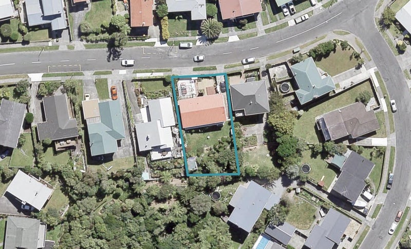 19 Acacia Avenue, Maungaraki, Lower Hutt - Carousel 1