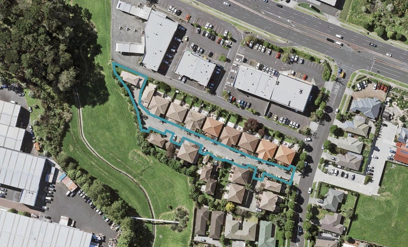 84 Huntington Drive, Huntington Park, Auckland - Carousel 1