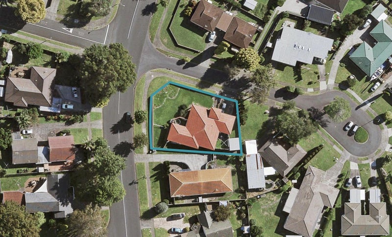 1 Tatua Place, Conifer Grove, Takanini - Carousel 1