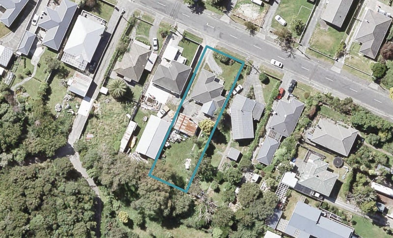 89 Fraser Street, Wainuiomata, Lower Hutt - Carousel 1