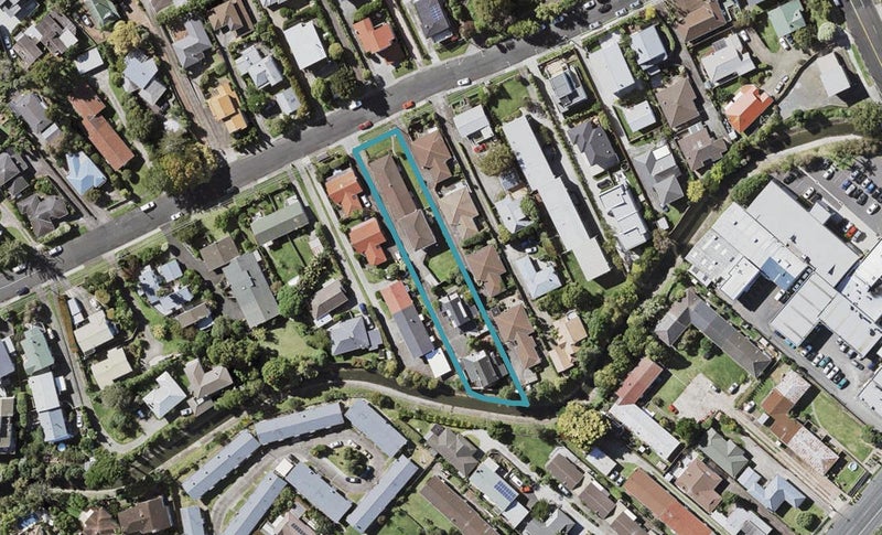 4/18 Wolsley Avenue, Milford, Auckland - Carousel 1