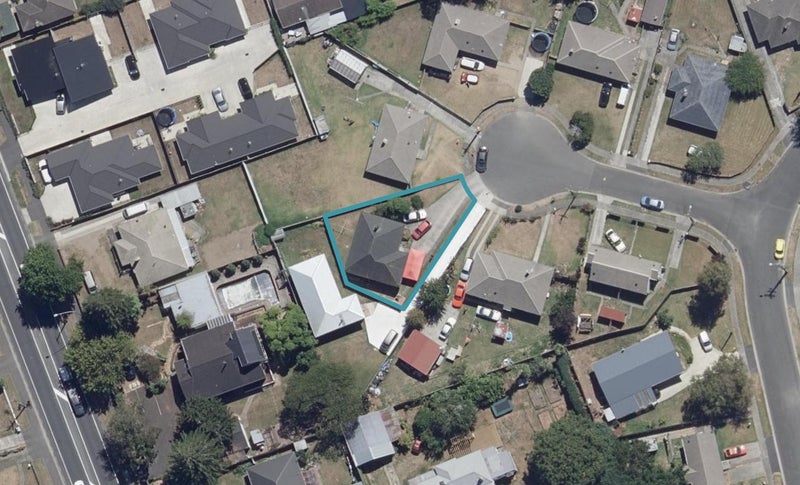 5 Emerson Place, Enderley, Hamilton - Carousel 1