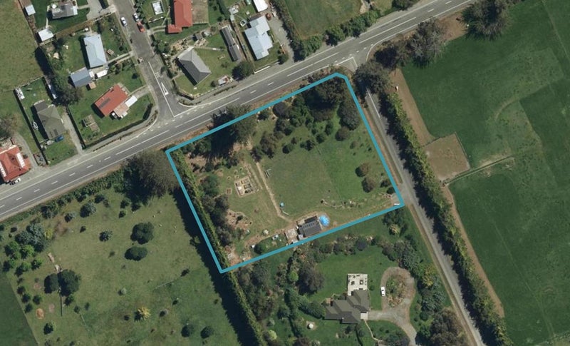 8 Seniors Road, Wairau Valley, Blenheim - Carousel 1