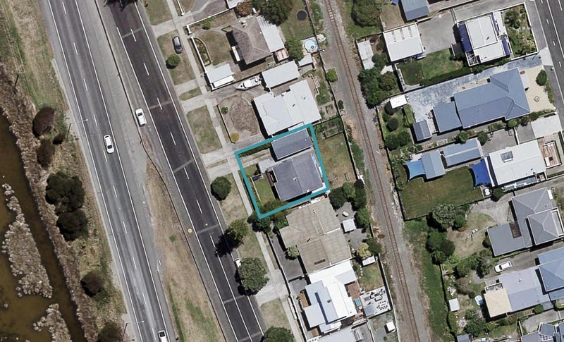 5 Pukeko Place, Westshore, Napier - Carousel 1