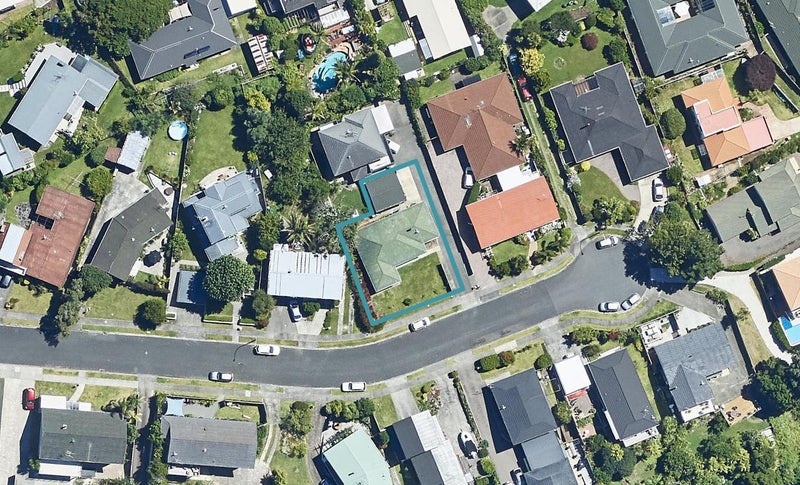 15A Sunny Bay Road, Matua, Tauranga - Carousel 1