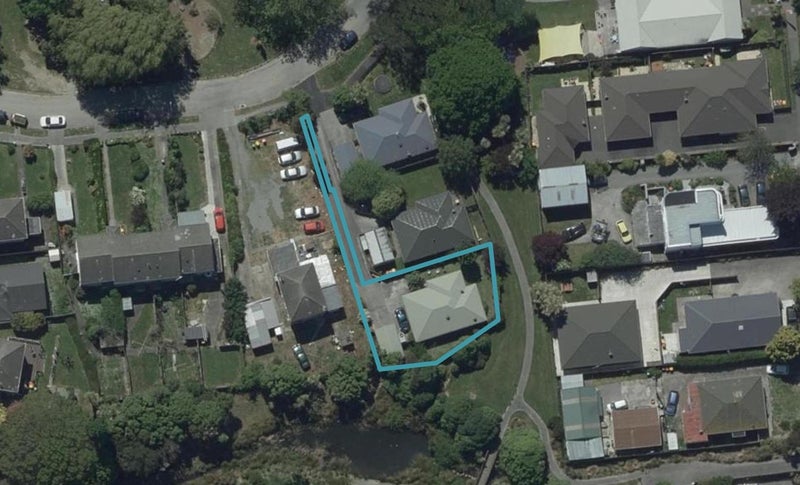 8 Shand Crescent, Riccarton, Christchurch - Carousel 1