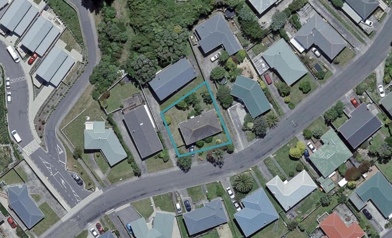 42 Link Road, Newlands, Wellington - Carousel 1