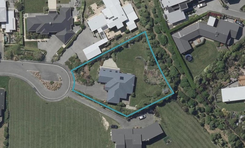 11 Watlings Place, Kennedys Bush, Christchurch - Carousel 1