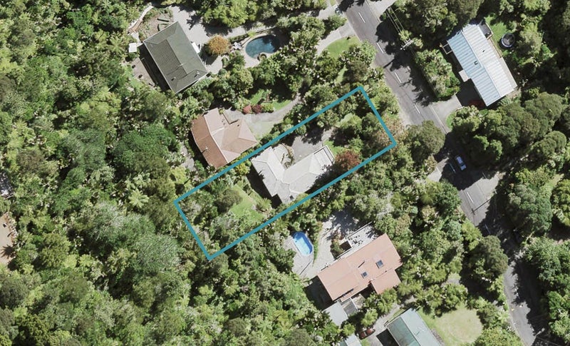 216 Konini Road, Titirangi, Auckland - Carousel 1